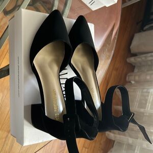 Dream Pairs Womans kitten chunky heel shoes